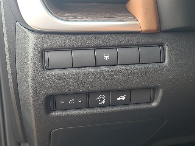 New 2026 Nissan Rogue Platinum AWD/4WD image 14