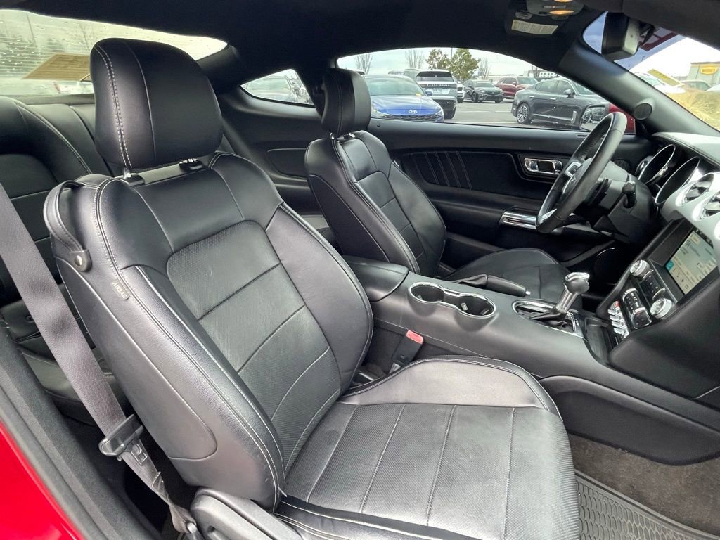 Used 2016 Ford Mustang GT Premium w/ Equipment Group 401A image 28