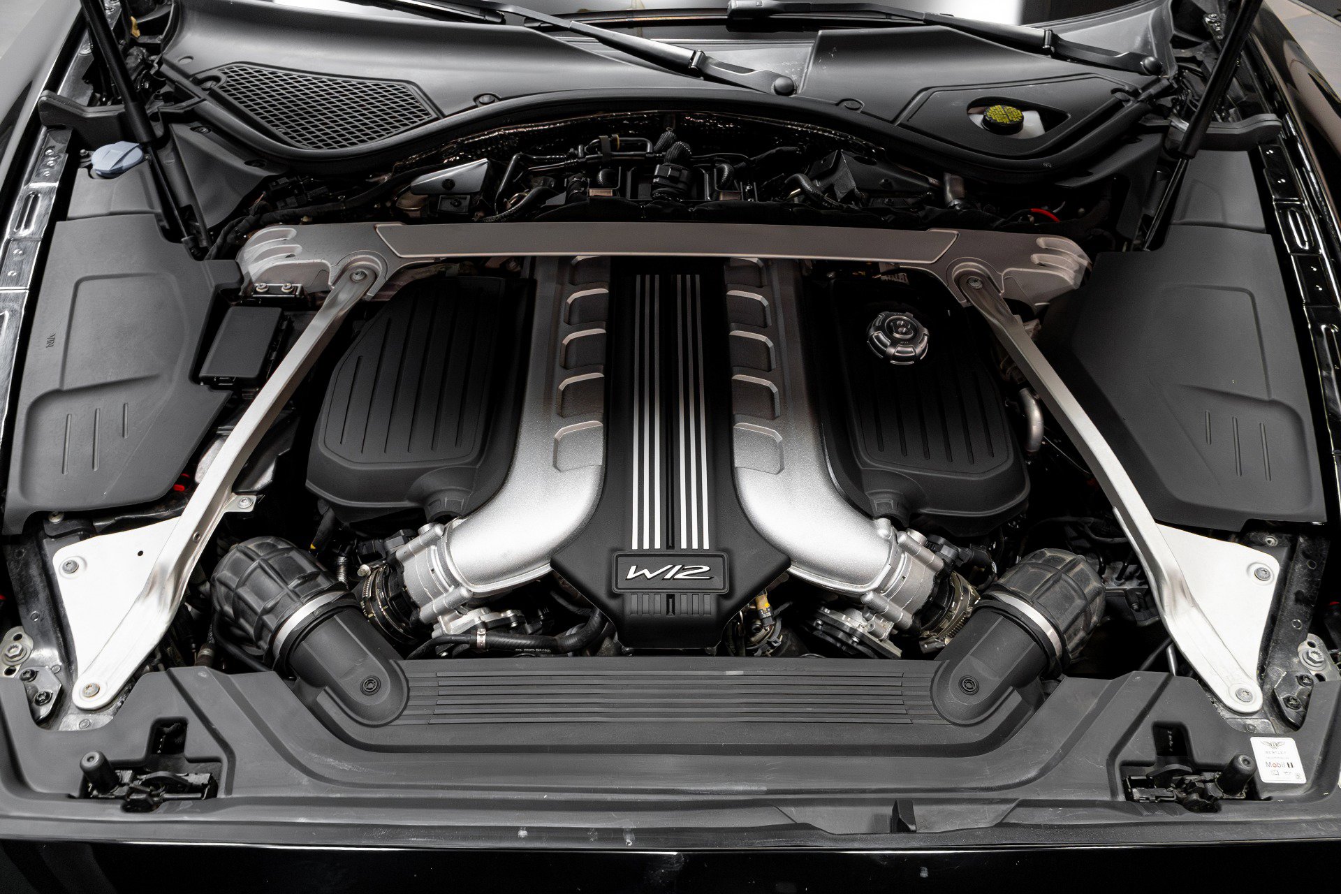 Used 2021 Bentley Flying Spur W12 image 46