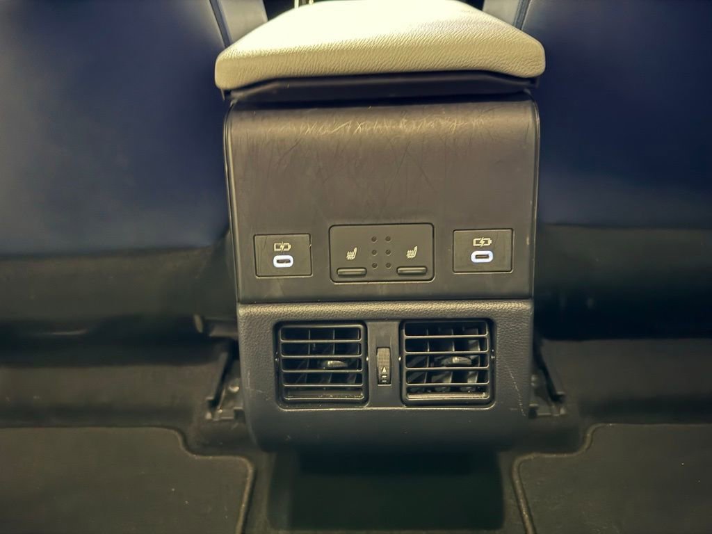 Used 2023 Subaru Solterra AWD image 18