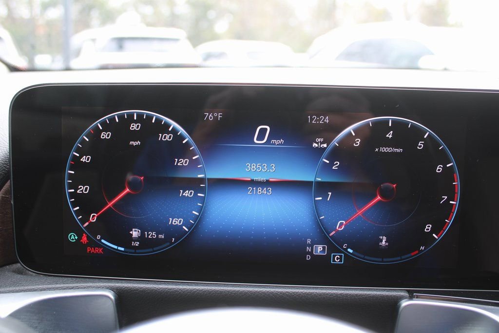 Used 2023 Mercedes-Benz GLB 250 image 30