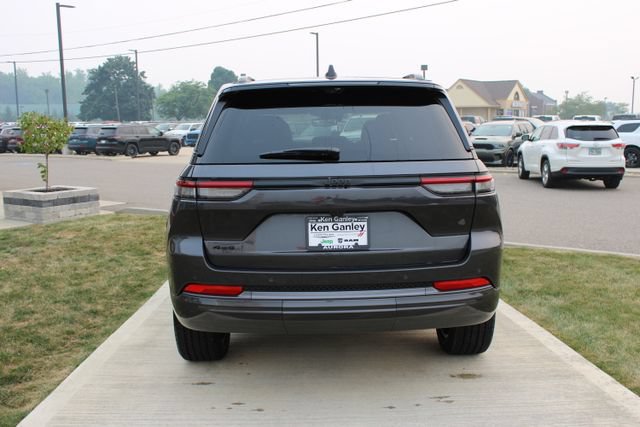New 2026 Jeep Grand Cherokee Limited AWD/4WD image 37