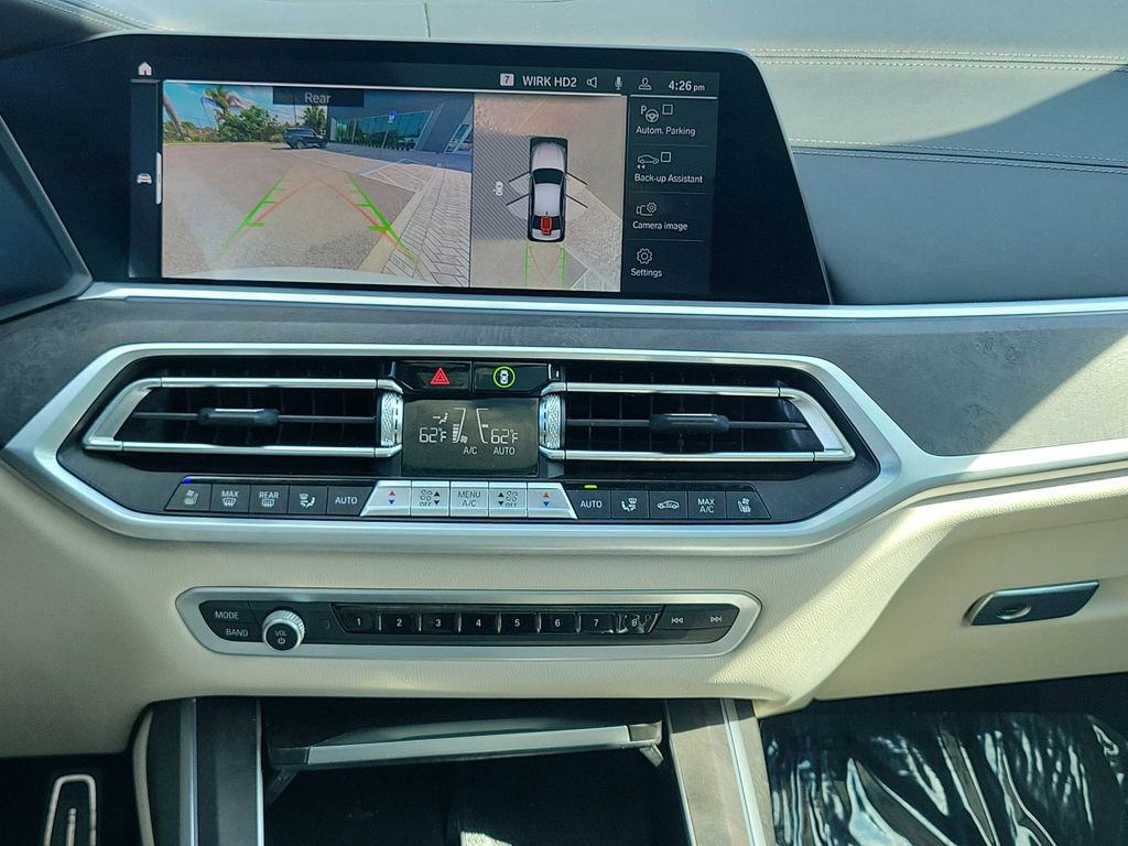 Used 2022 BMW X7 M50i w/ Dynamic Handling Package AWD/4WD image 21