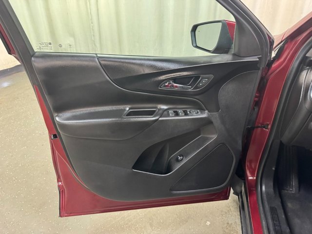 Used 2020 Chevrolet Equinox LT image 11