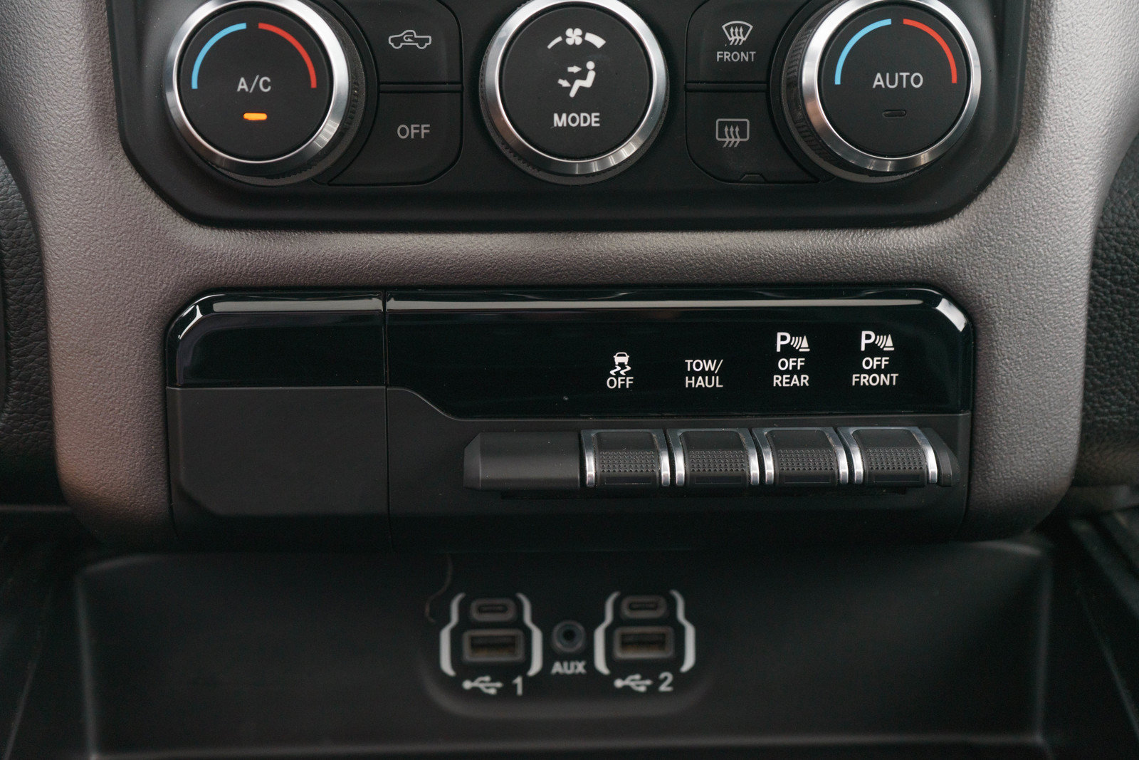 Used 2020 RAM 1500 Sport w/ Level 2 Equipment Goup w/2_L AWD/4WD image 18