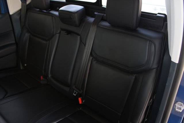 Used 2024 Ford Maverick Lariat w/ Black Appearance Package FWD image 24
