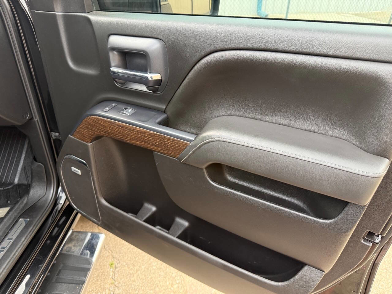 Used 2019 GMC Sierra 2500 Denali w/ Duramax Plus Package AWD/4WD image 26