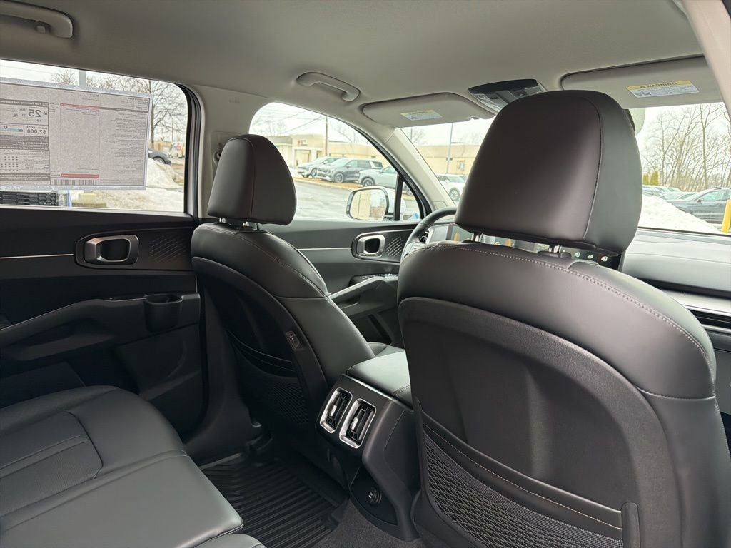 New 2026 Kia Sorento S image 15