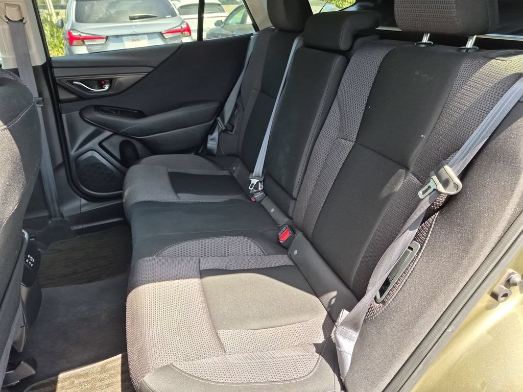 Used 2025 Subaru Outback Premium AWD/4WD image 28