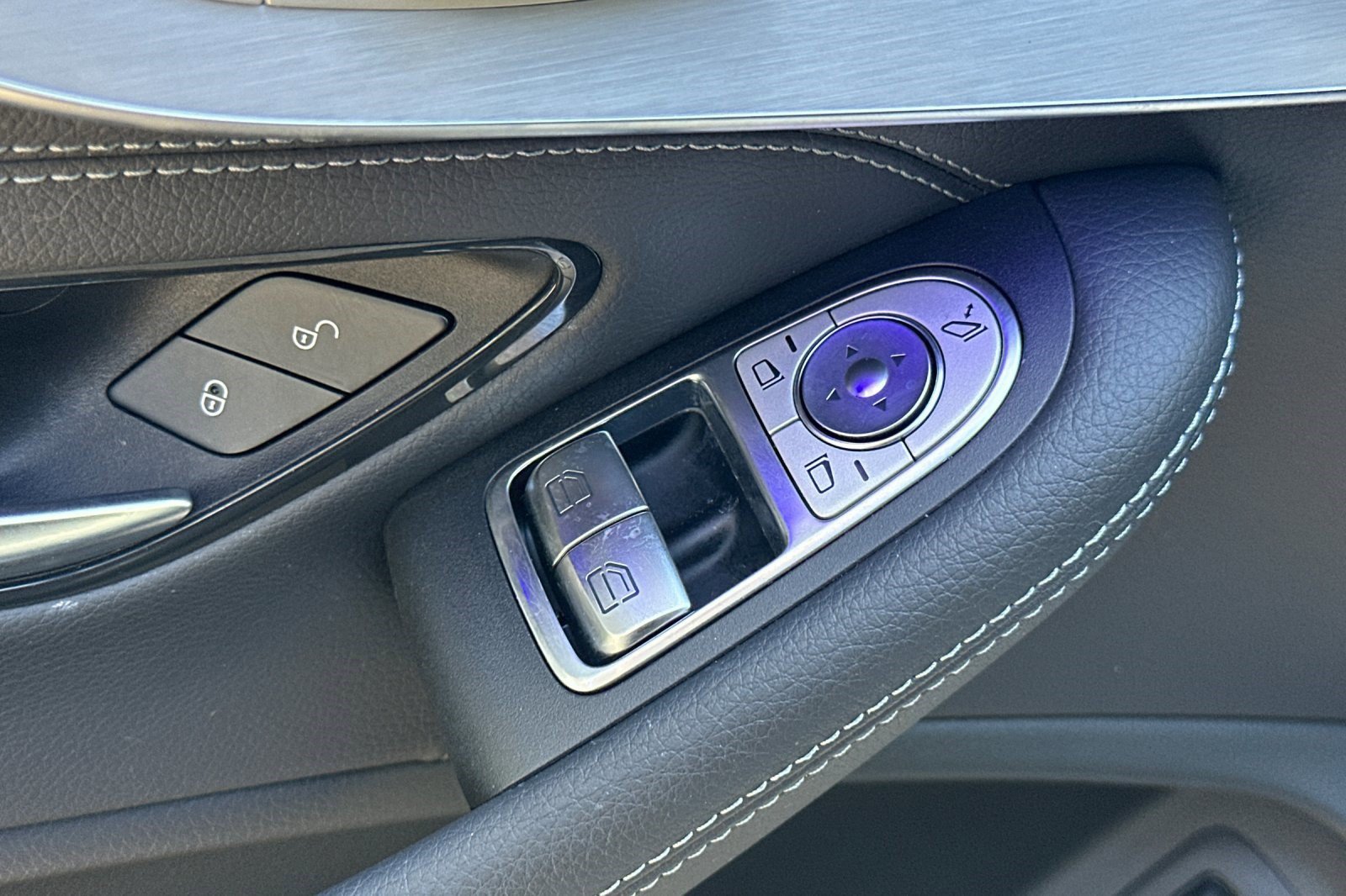 Certified 2023 Mercedes-Benz C 300 Coupe image 13