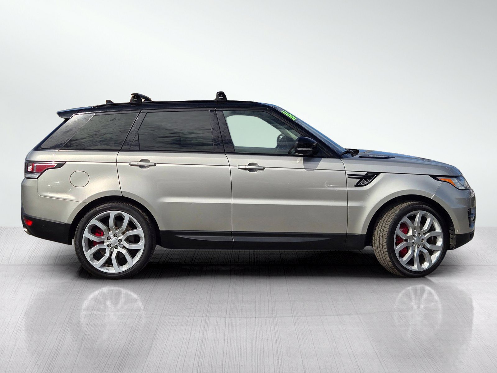 Used 2016 Land Rover Range Rover Sport Supercharged AWD/4WD image 3