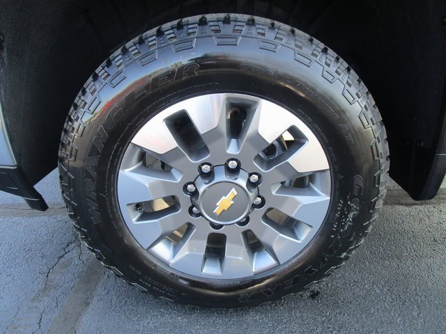 New 2026 Chevrolet Silverado 2500 LT image 2