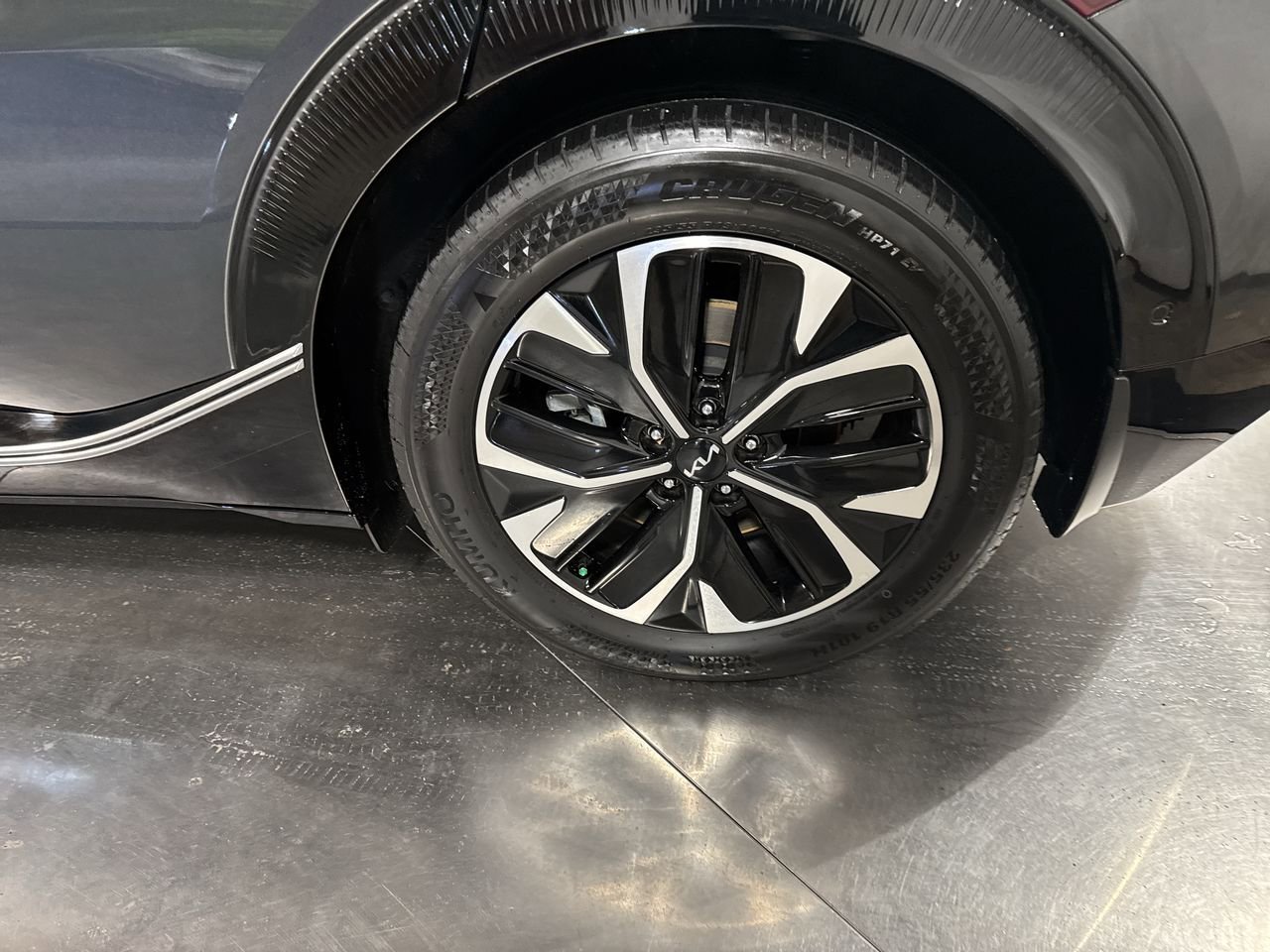 Certified 2023 Kia EV6 Wind w/ Wind Technology Package image 12