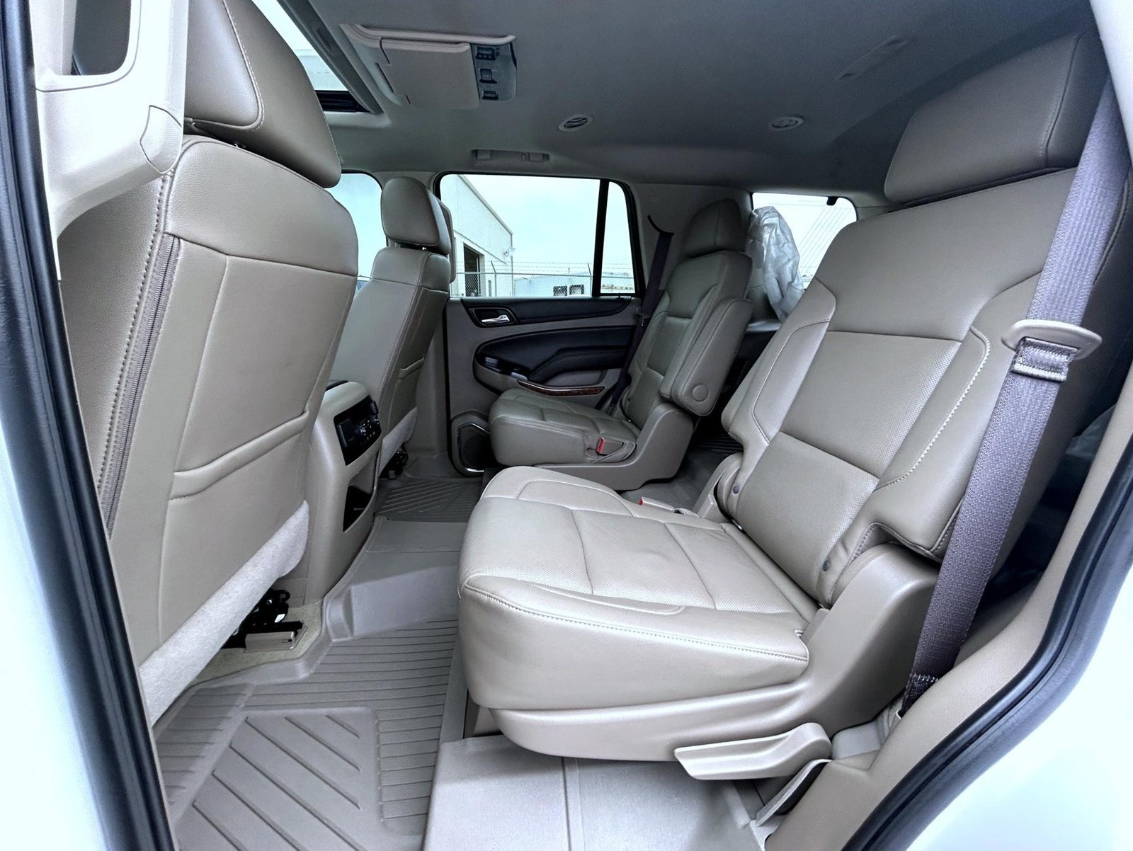 Certified 2018 Chevrolet Tahoe Premier AWD/4WD image 21