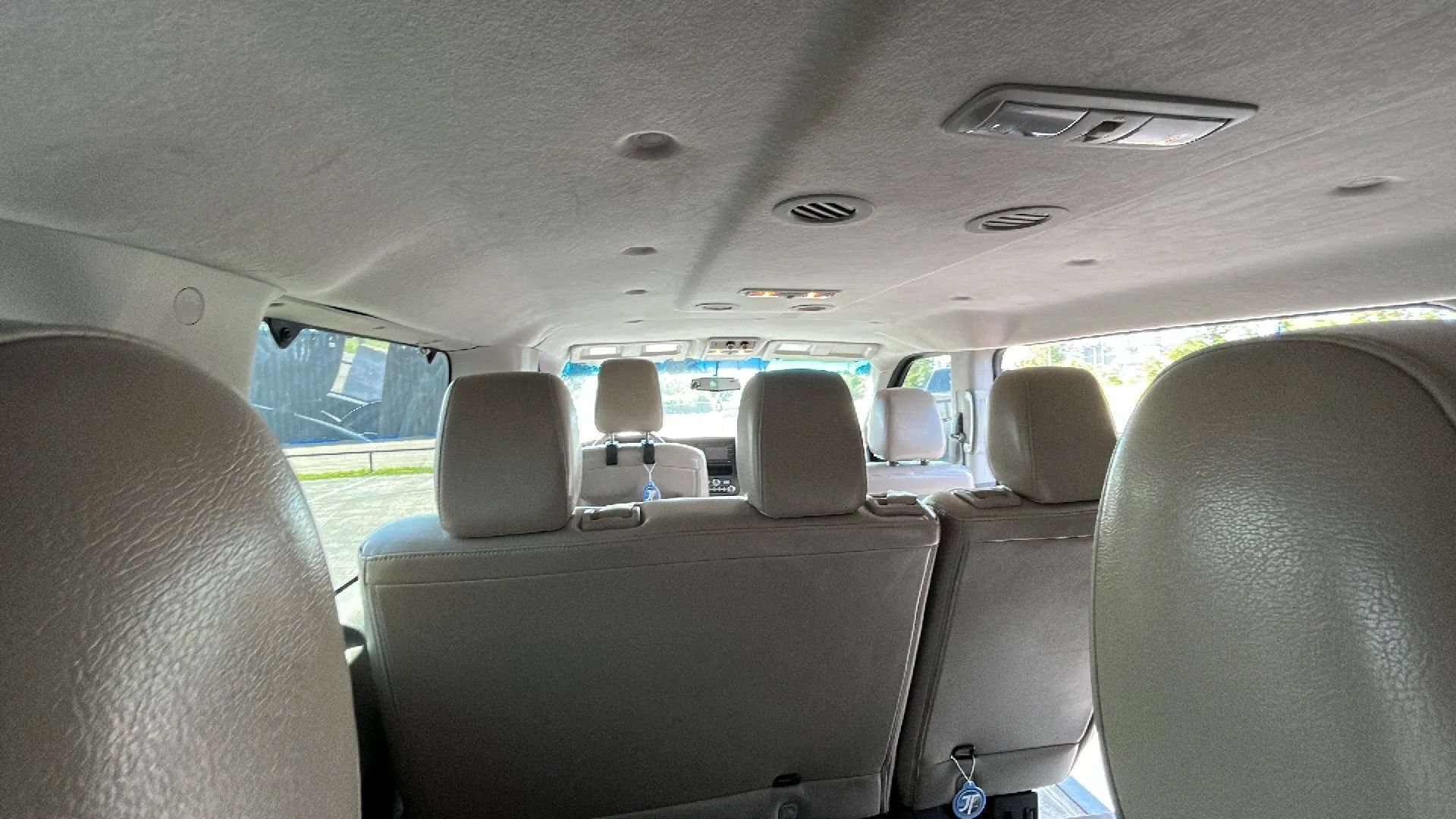 Used 2014 Nissan NV 3500 SL w/ Technology Package RWD image 37