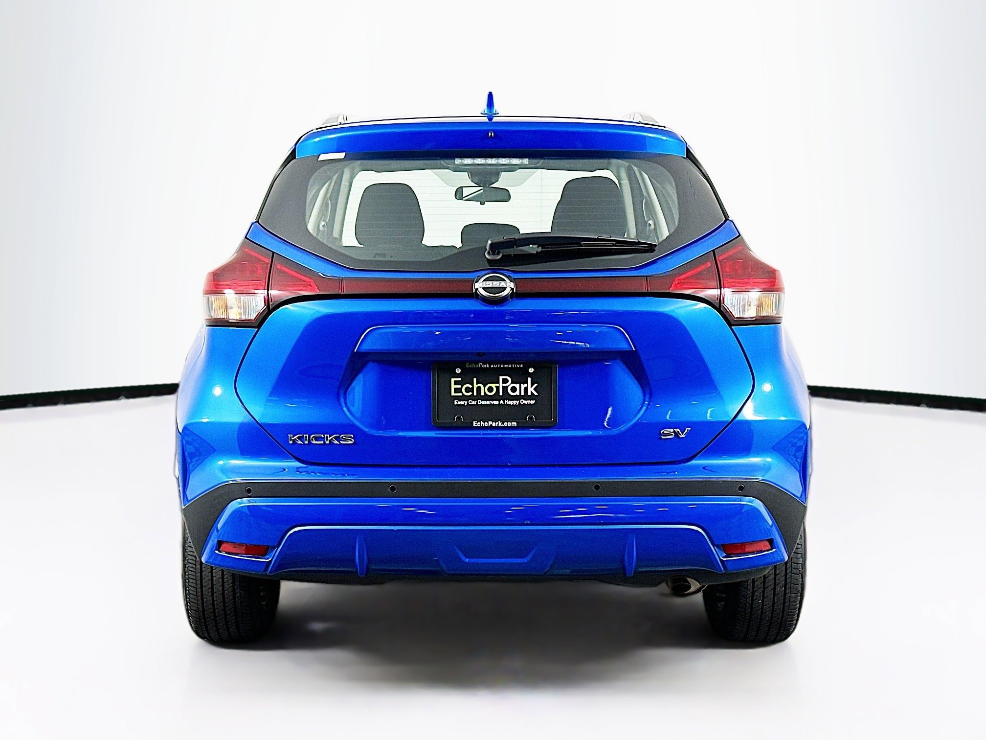 Used 2024 Nissan Kicks SV image 7