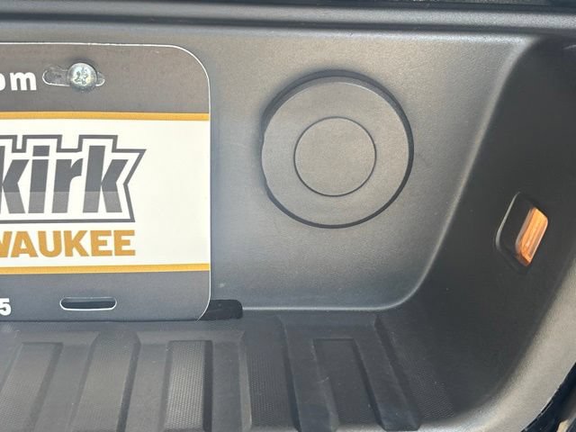 Used 2018 Chevrolet Colorado LT AWD/4WD image 33