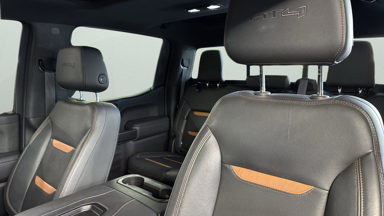 Used 2020 GMC Sierra 1500 AT4 w/ AT4 Premium Package image 7
