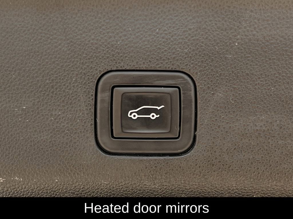 Used 2024 Chevrolet Suburban RST w/ Luxury Package image 39