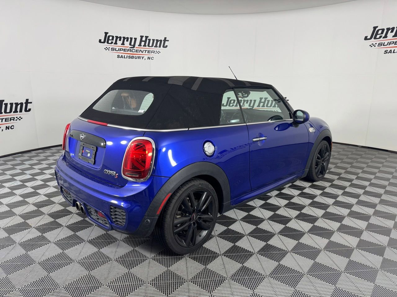 Used 2019 MINI Cooper S FWD image 7