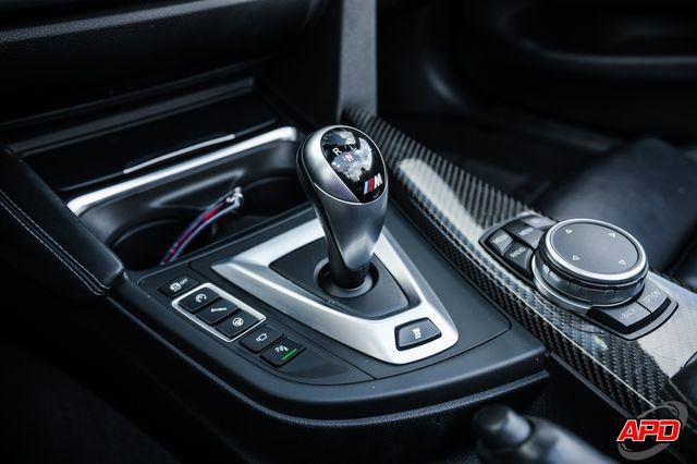 Used 2015 BMW M4 Convertible image 12