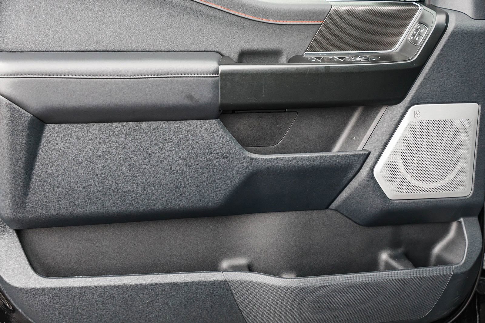 Used 2025 Ford F150 Raptor image 21