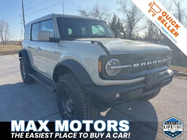 New 2025 Ford Bronco Outer Banks w/ Sasquatch Package image 1