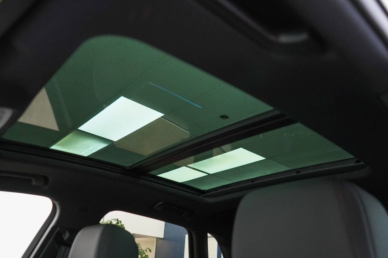 Used 2024 Audi Q3 2.0T Premium Plus w/ Premium Plus Package image 54