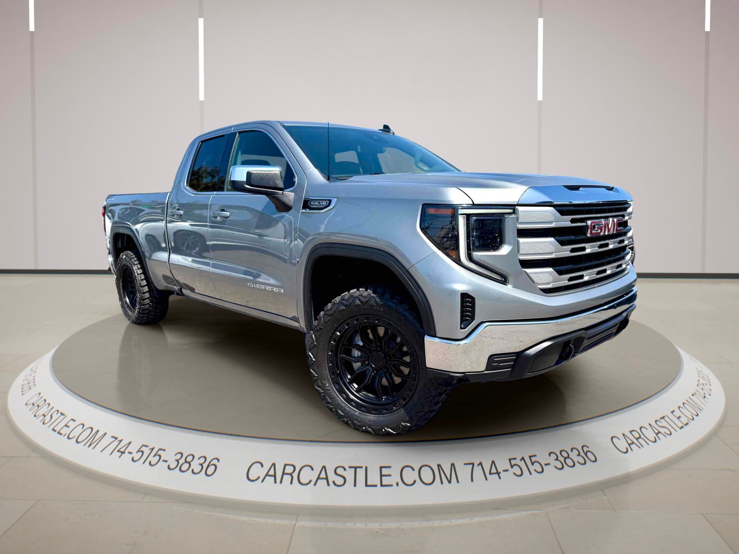 Used 2023 GMC Sierra 1500 SLE w/ Enhanced Capability Package AWD/4WD image 7