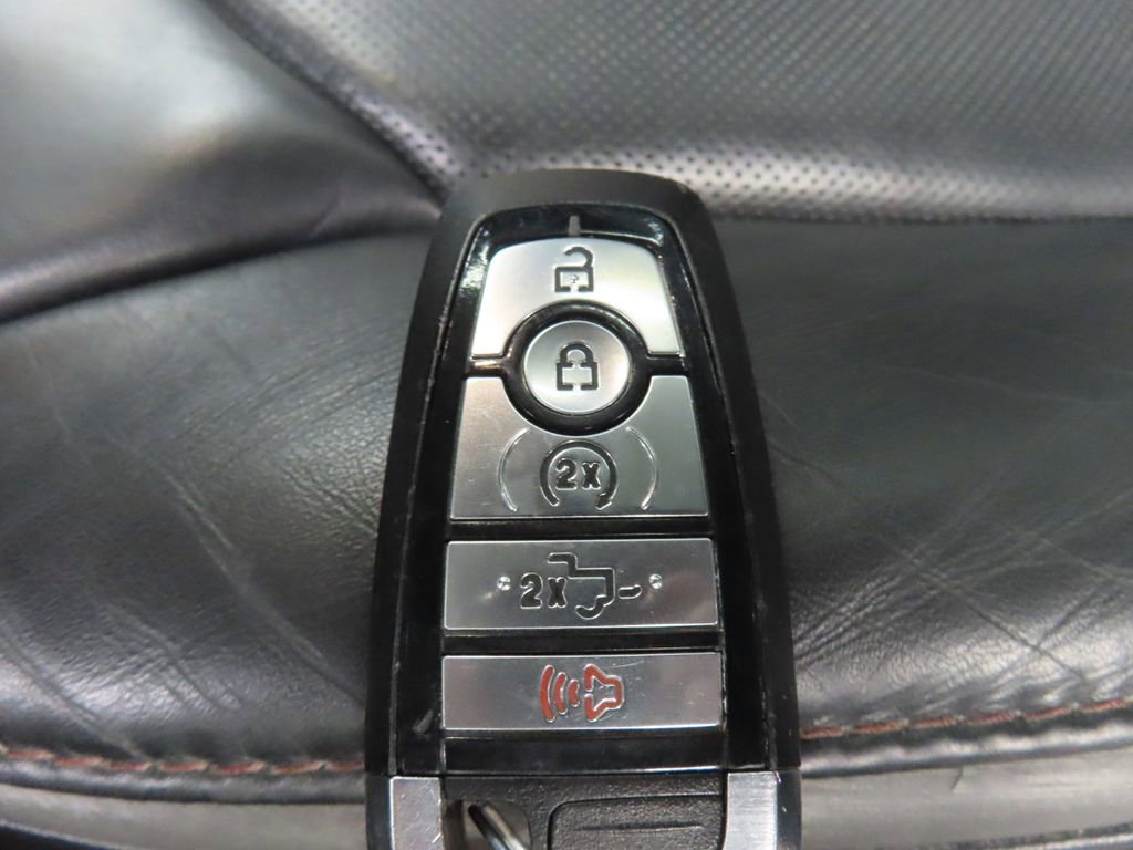 Used 2020 Ford F150 Platinum w/ Equipment Group 701A Luxury AWD/4WD image 56