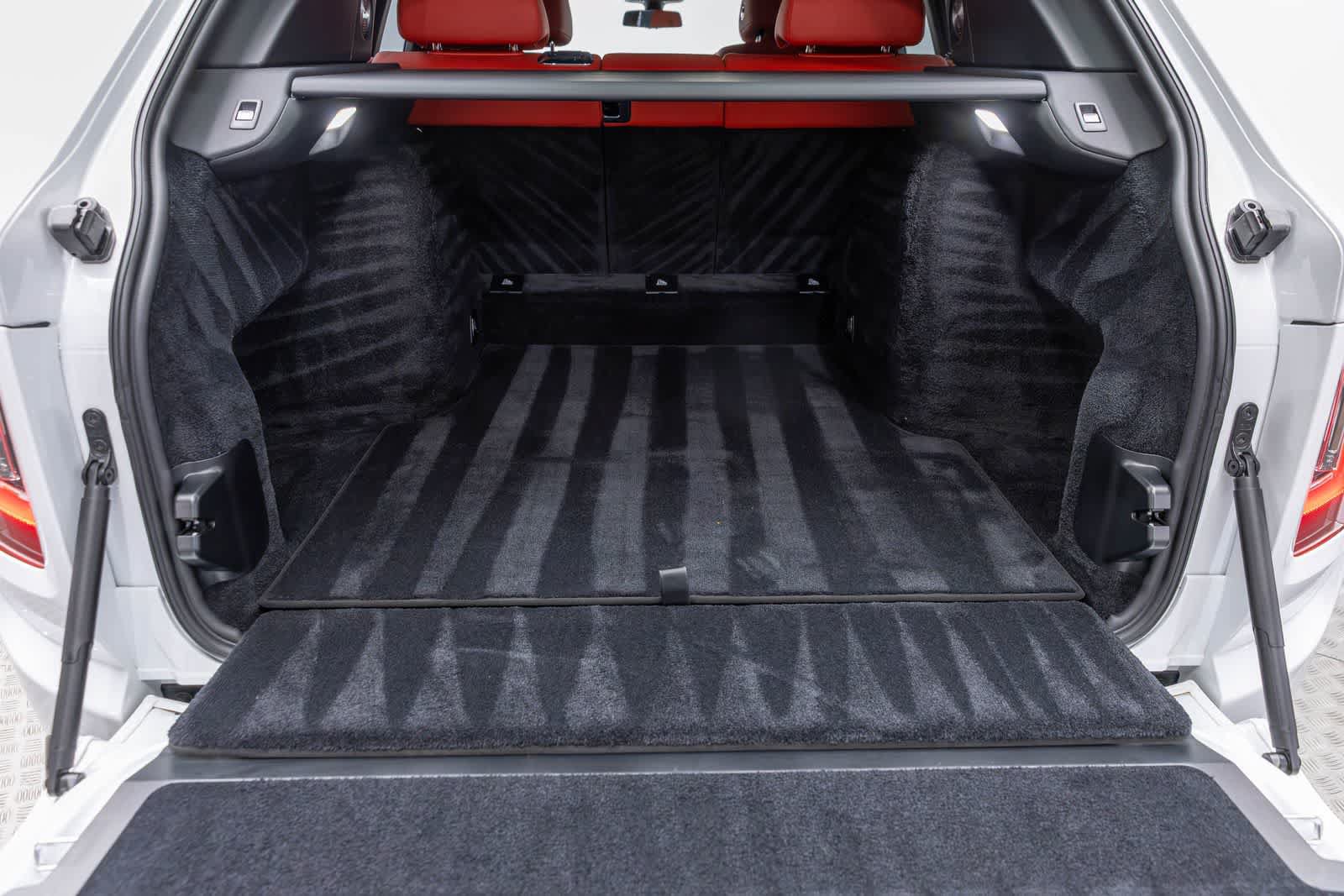 Used 2021 Rolls-Royce Cullinan AWD/4WD image 45
