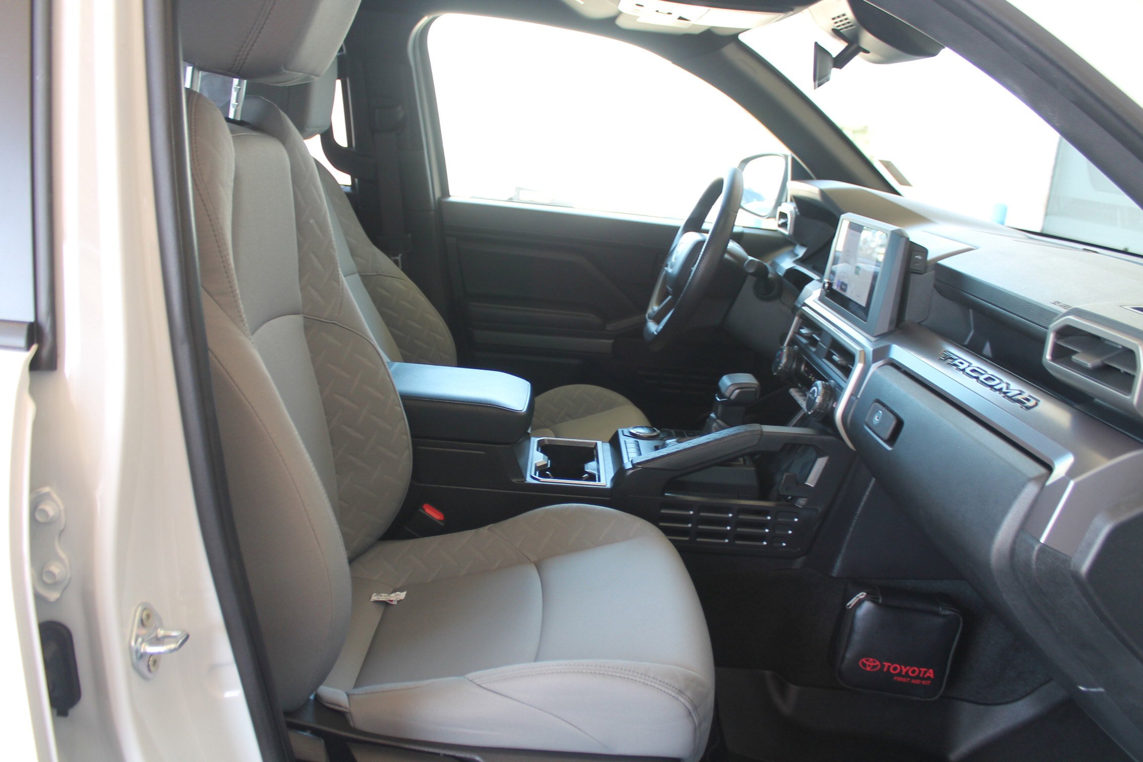 Used 2024 Toyota Tacoma 2WD Double Cab image 21