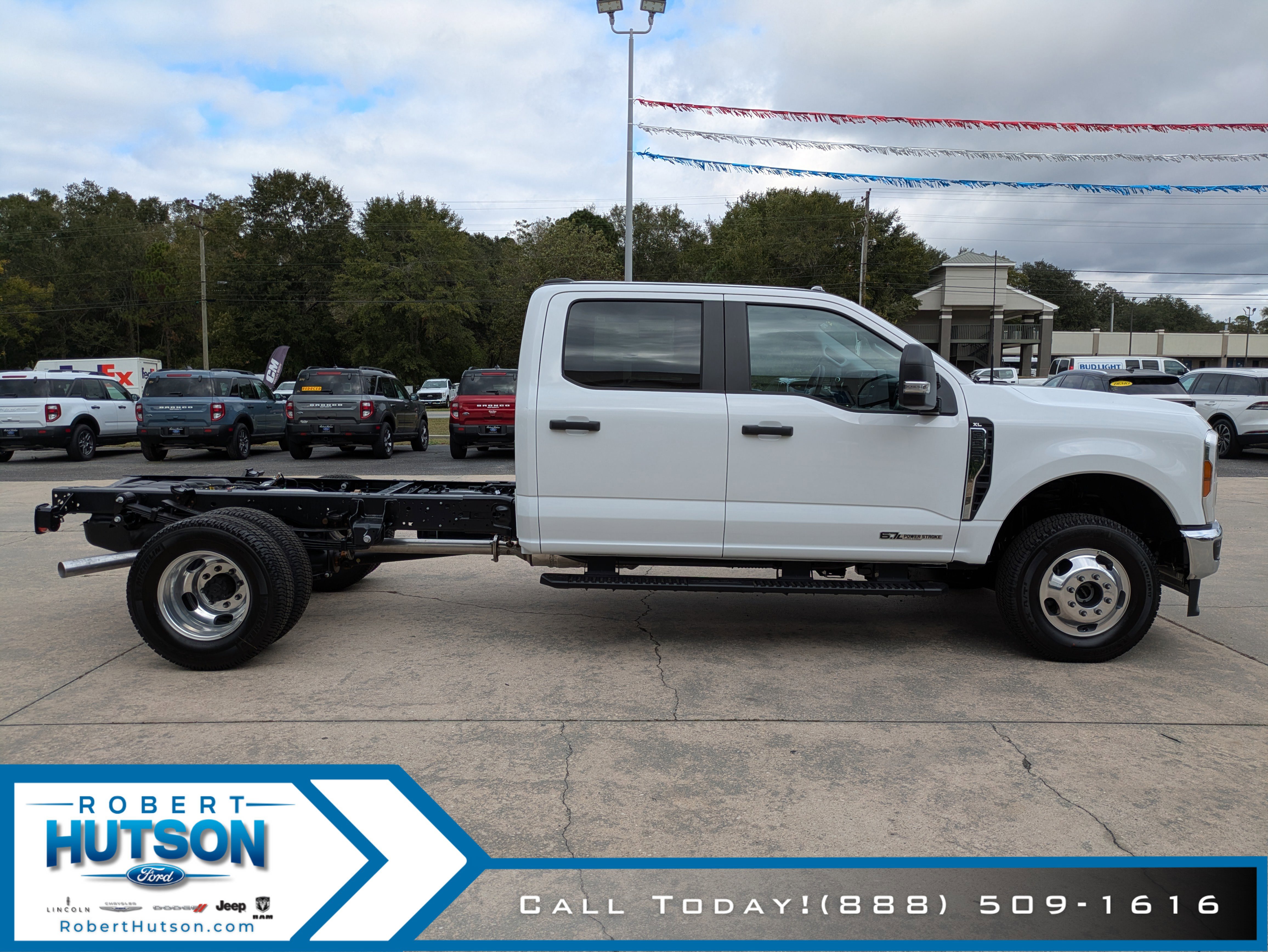 New 2026 Ford F350 XL w/ XL Chrome Package image 5