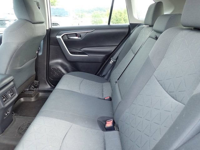 Used 2020 Toyota RAV4 XLE w/ Convenience Package AWD/4WD image 12