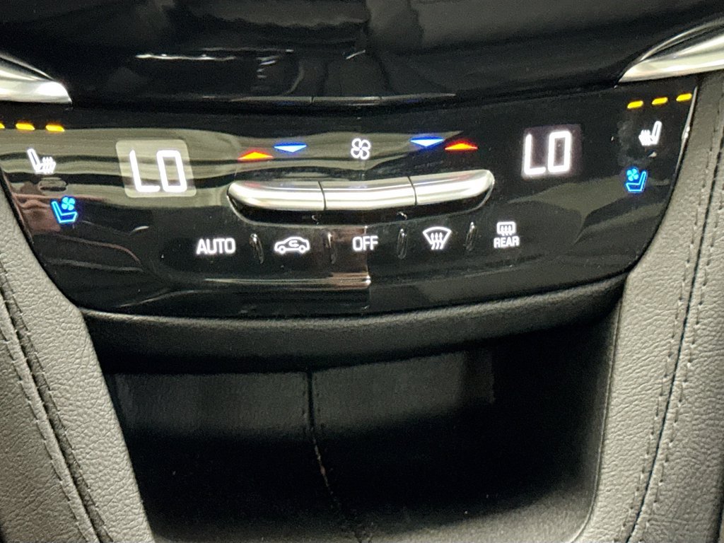 Used 2025 Cadillac XT6 Sport w/ Technology Package AWD/4WD image 23