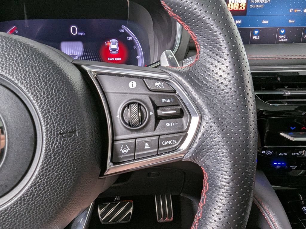 Used 2022 Acura MDX Type S AWD/4WD image 33