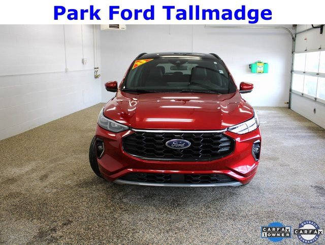 Used 2023 Ford Escape ST-Line Elite w/ Premium Technology Package image 9