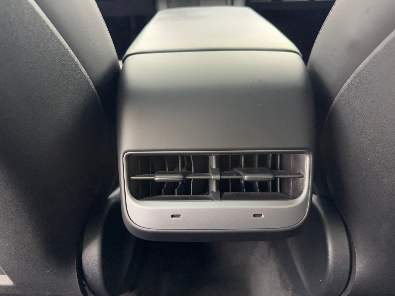 Used 2022 Tesla Model Y Performance AWD/4WD image 41