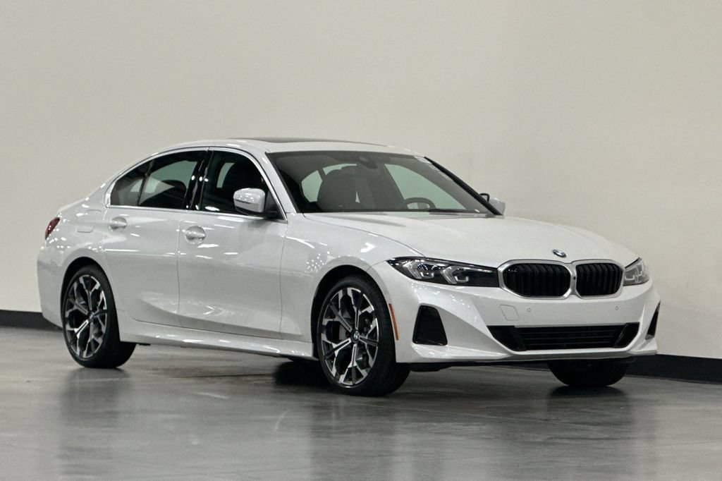 Used 2026 BMW 330i Sedan RWD image 2
