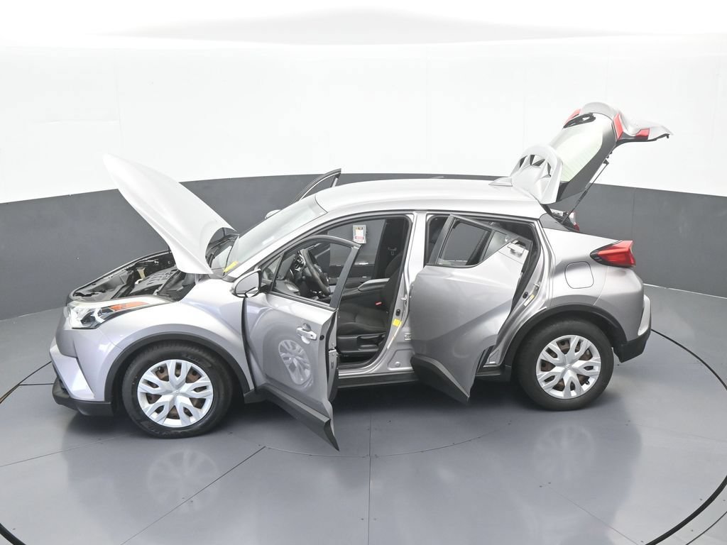 Used 2019 Toyota C-HR LE FWD image 58