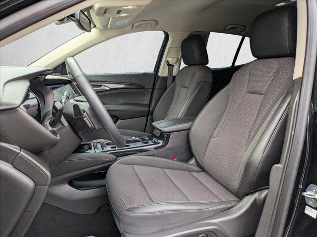 Used 2021 Buick Envision Preferred image 18