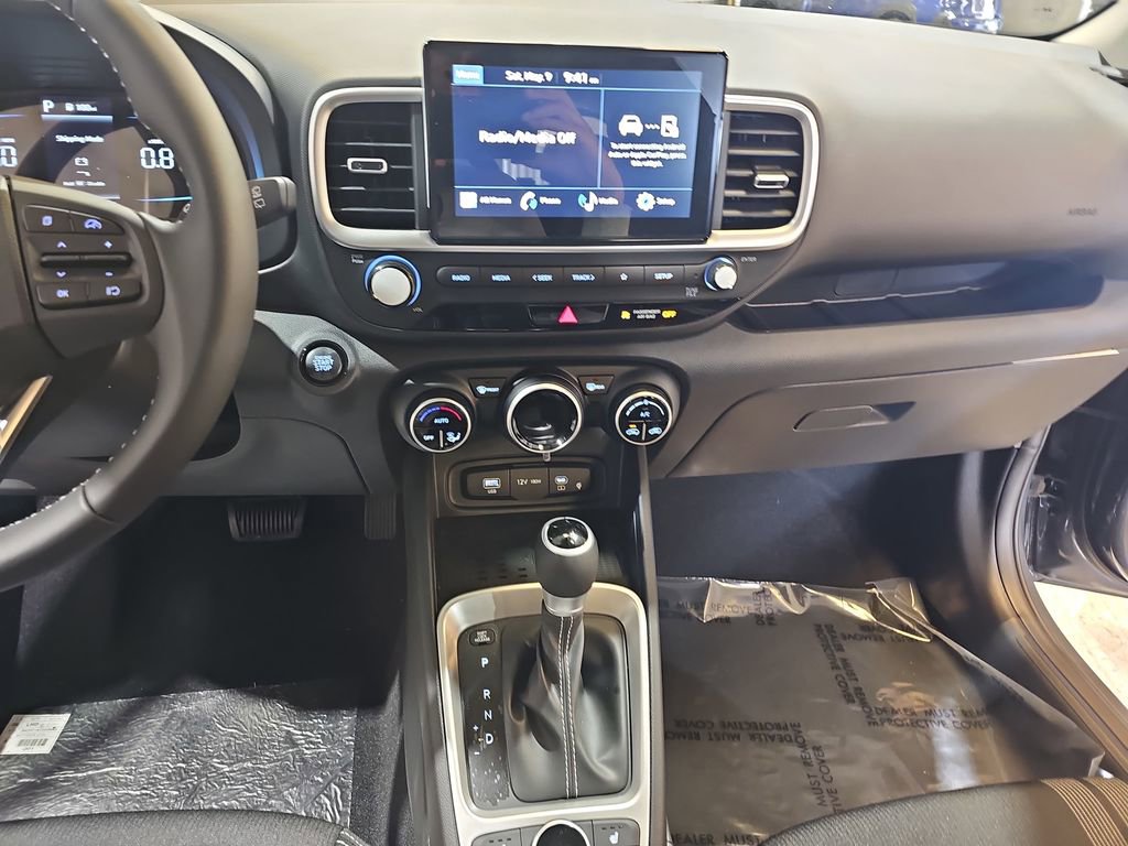 New 2026 Hyundai Venue SEL FWD image 21