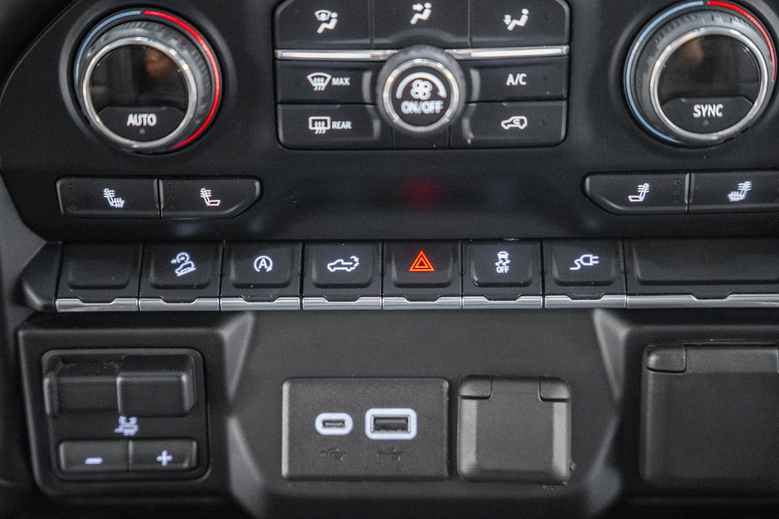 Used 2019 Chevrolet Silverado 1500 LT Trail Boss image 33