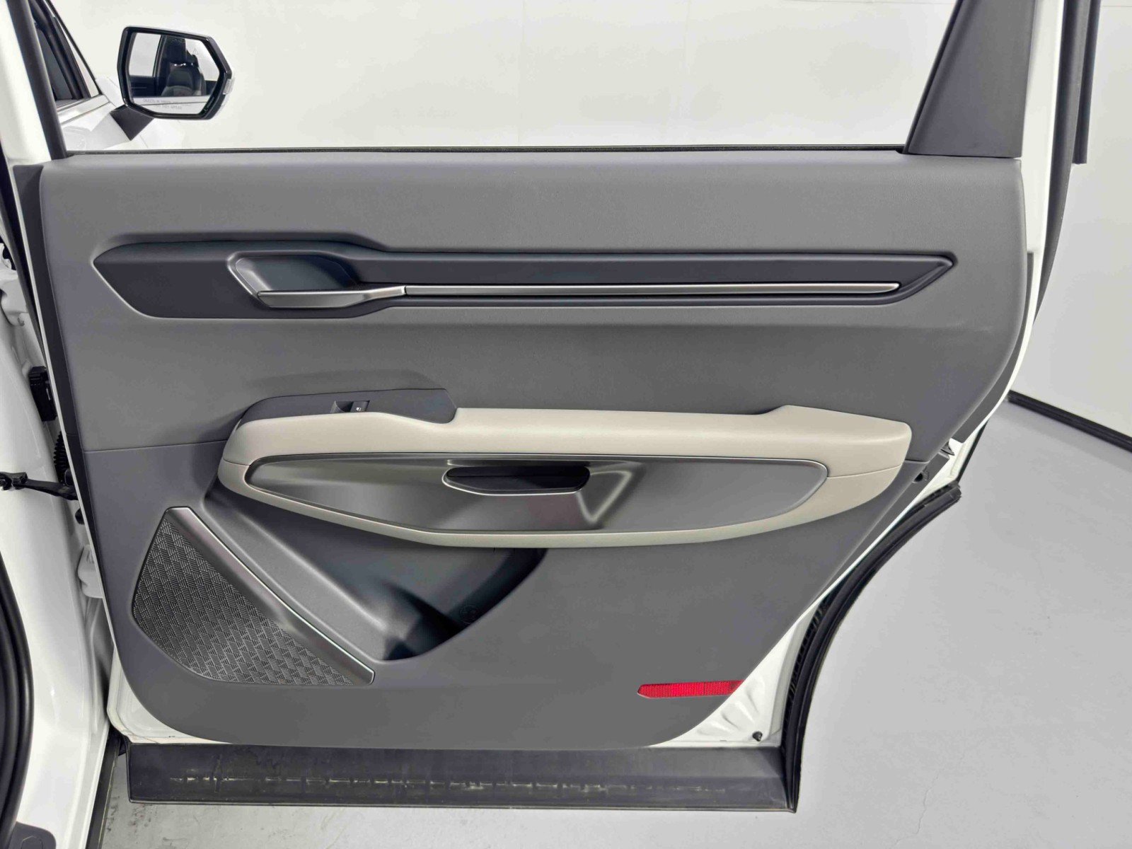 Used 2024 Kia EV9 Wind image 46