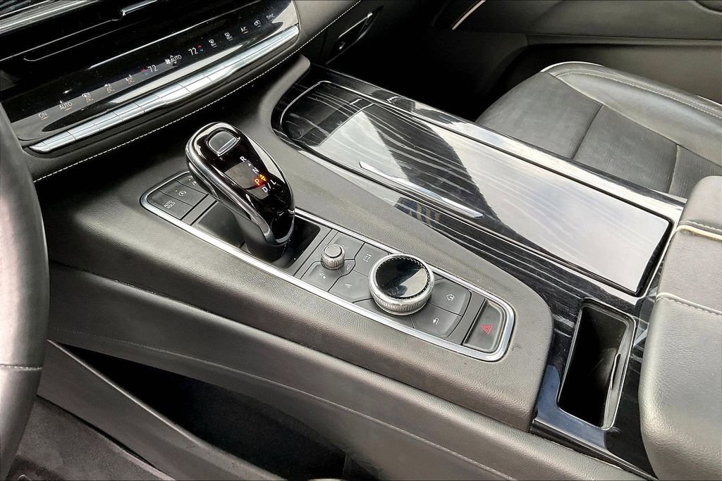 Used 2022 Cadillac Escalade Sport w/ Touring Package AWD/4WD image 18