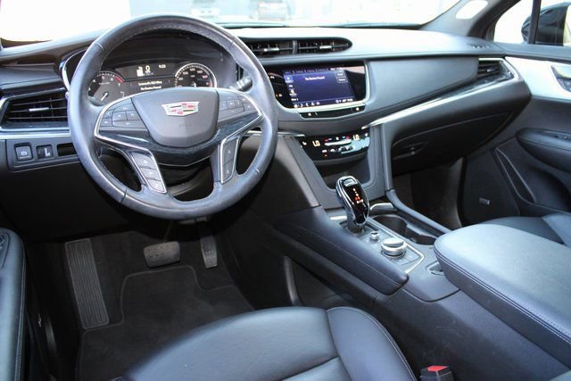 Used 2023 Cadillac XT5 Premium Luxury image 5