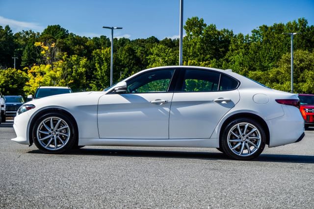 Used 2023 Alfa Romeo Giulia Sprint AWD/4WD image 9