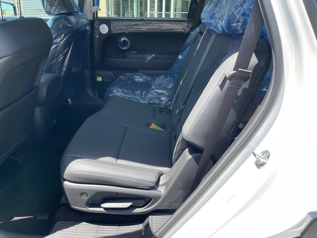 New 2026 Hyundai Palisade SEL Premium FWD image 13