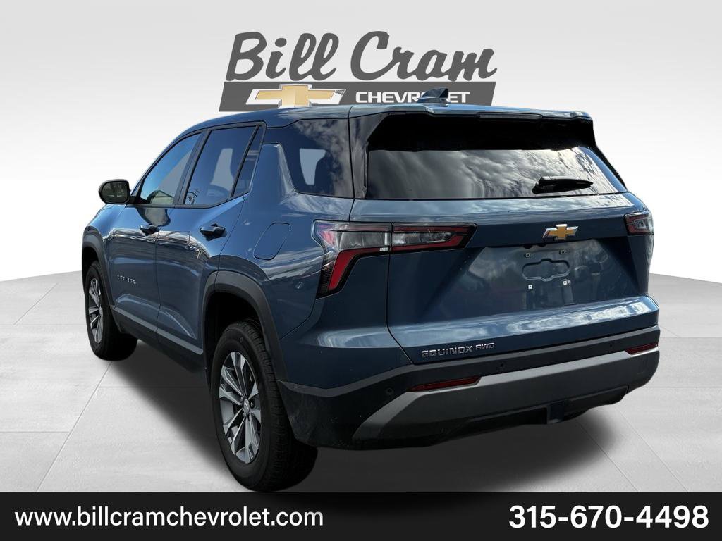 Used 2026 Chevrolet Equinox LT AWD/4WD image 32