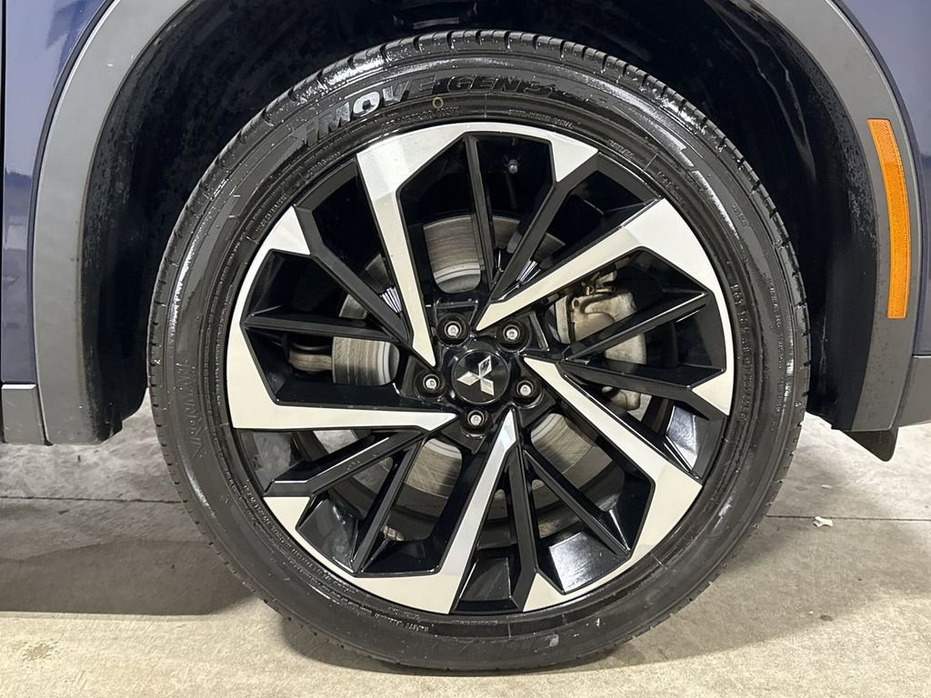 Used 2024 Mitsubishi Outlander SE AWD/4WD image 28